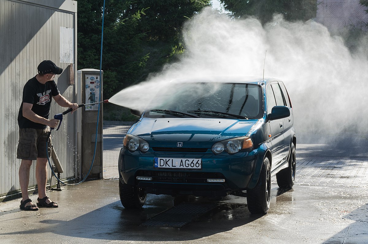 How To Start A Car Cleaning Business On The Side In Your Spare Time